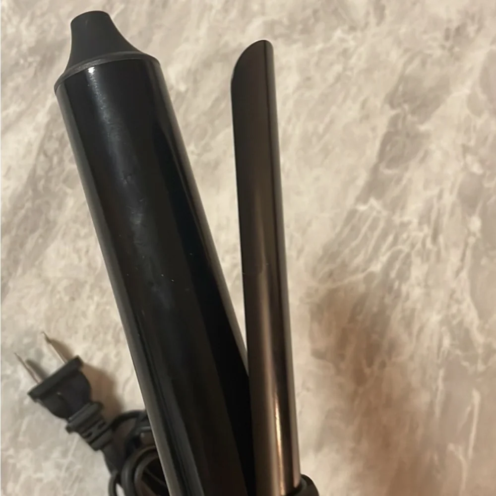 New Kristen Ess Nanoblack Ceramic Curling‎ Iron for Waves and Curls